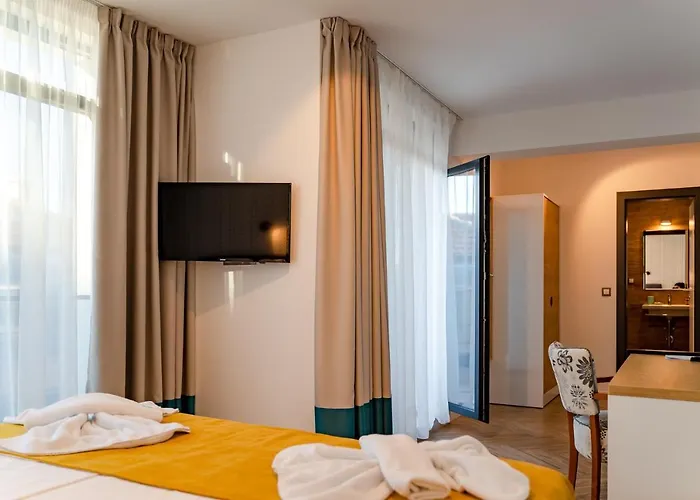 Hotel Family Laxo 2*